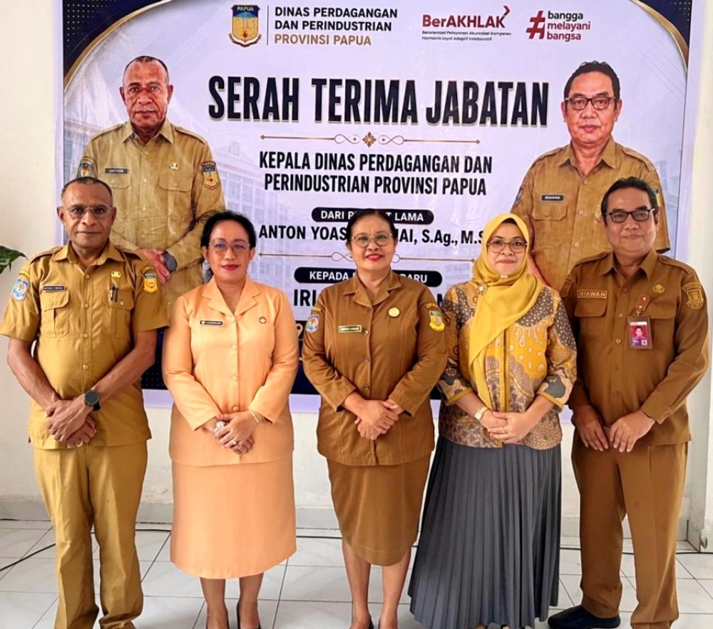 Serah Terima Jabatan Plt. Kepala Dinas Perdagangan dan Perindustrian Provinsi Papua